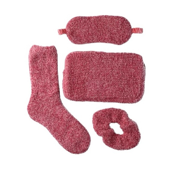 Time And Tru Cozy Travel Set - Picture 3 of 11